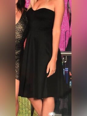 Boohoo Black Strapless Midi Dress